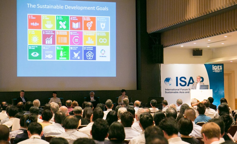Presentation on SDGs (Yokohama)