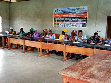 Holding a workshop on “Community Dialogue on the Conservation of Biodiversity and Wet Ecosystems in Ouémé Valley”