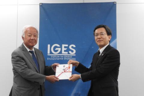 芙蓉総合リース「芙蓉ゼロカーボンシティ・サポートプログラム」 3年連続で寄付先団体として選定、ゼロカーボンシティ推進のための寄付を受領